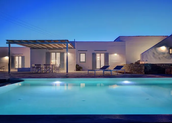 Villa Levantes - Quiet Location With Private Pool