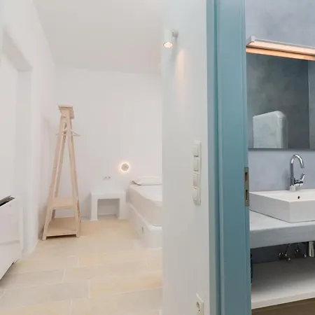 Levantes - Quiet Location With Private Pool * Marpissa