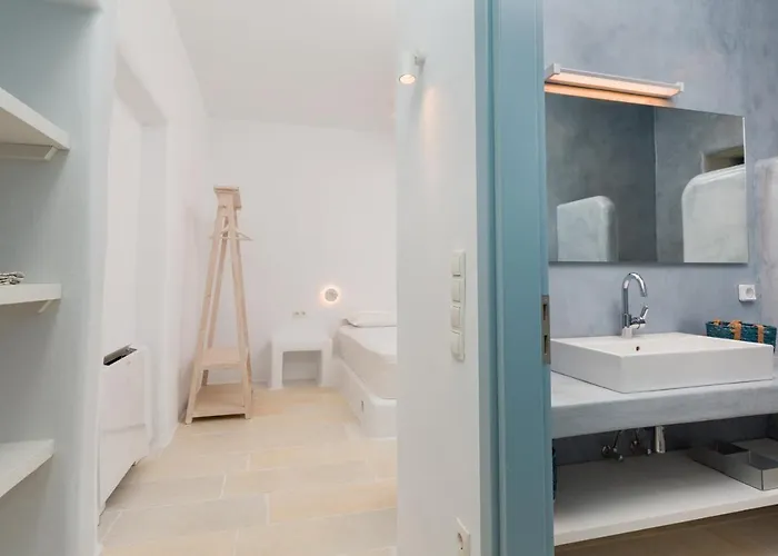 Levantes - Quiet Location With Private Pool * Marpissa