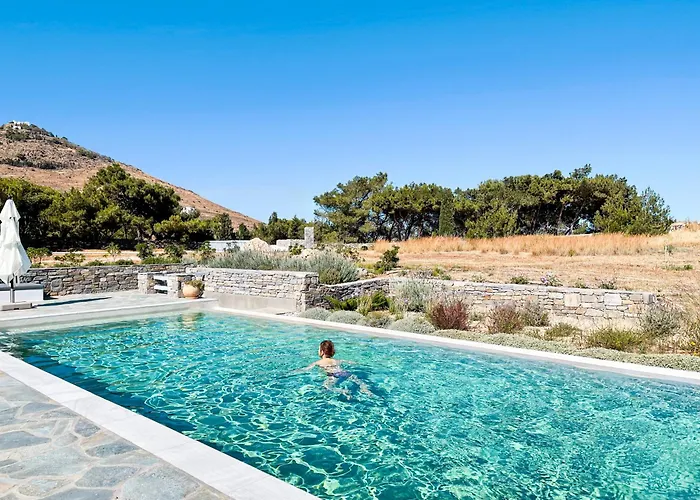 Levantes - Quiet Location With Private Pool